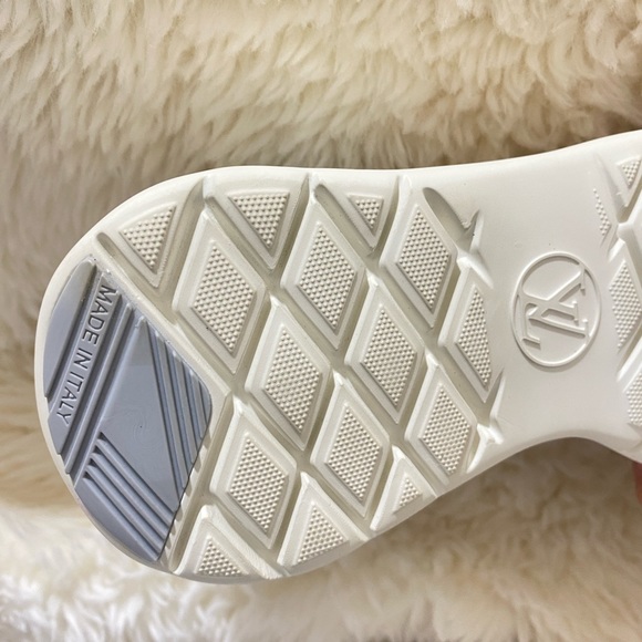 LOUIS VUITTON "AFTERGAME" STRETCH FABRIC SNEAKER BOOTS - Picture 4 of 7